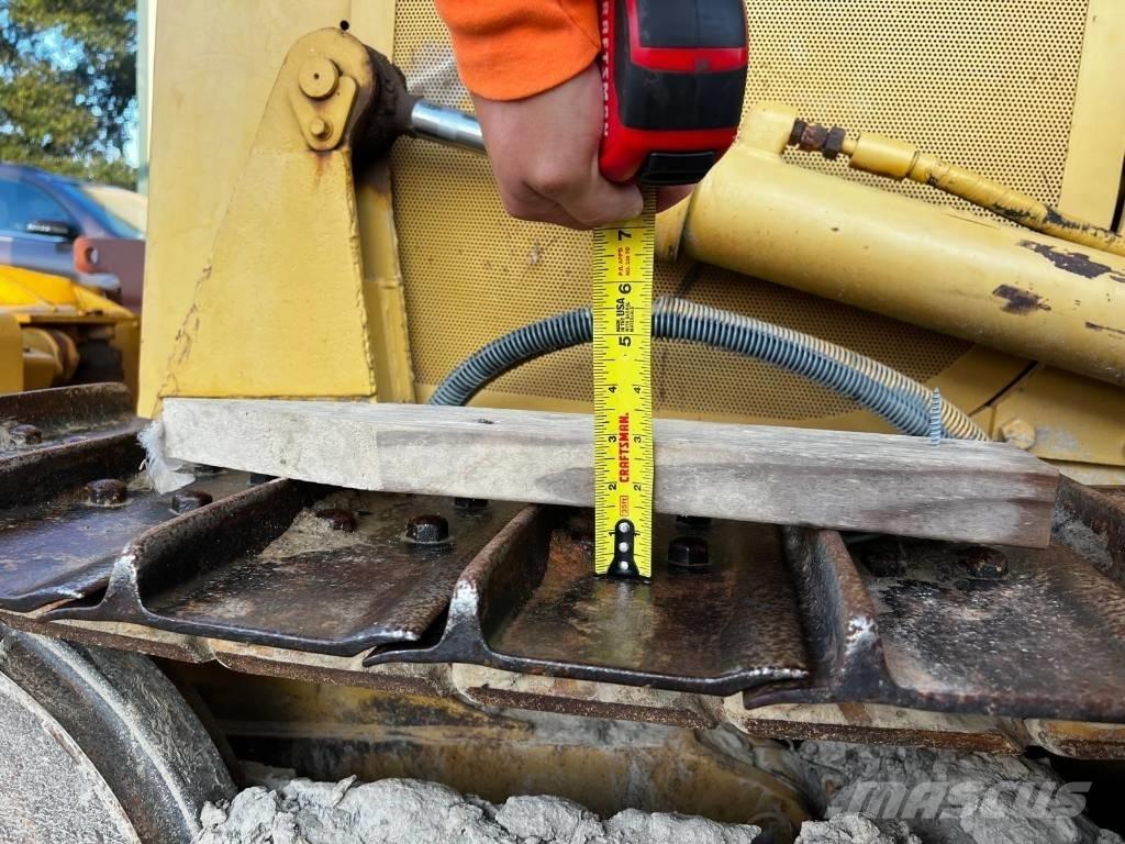 CAT D 3 B Paletli dozerler
