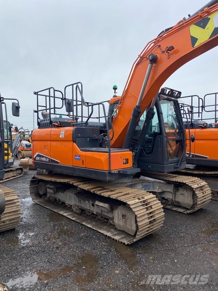 Doosan DX 140 LC Paletli ekskavatörler