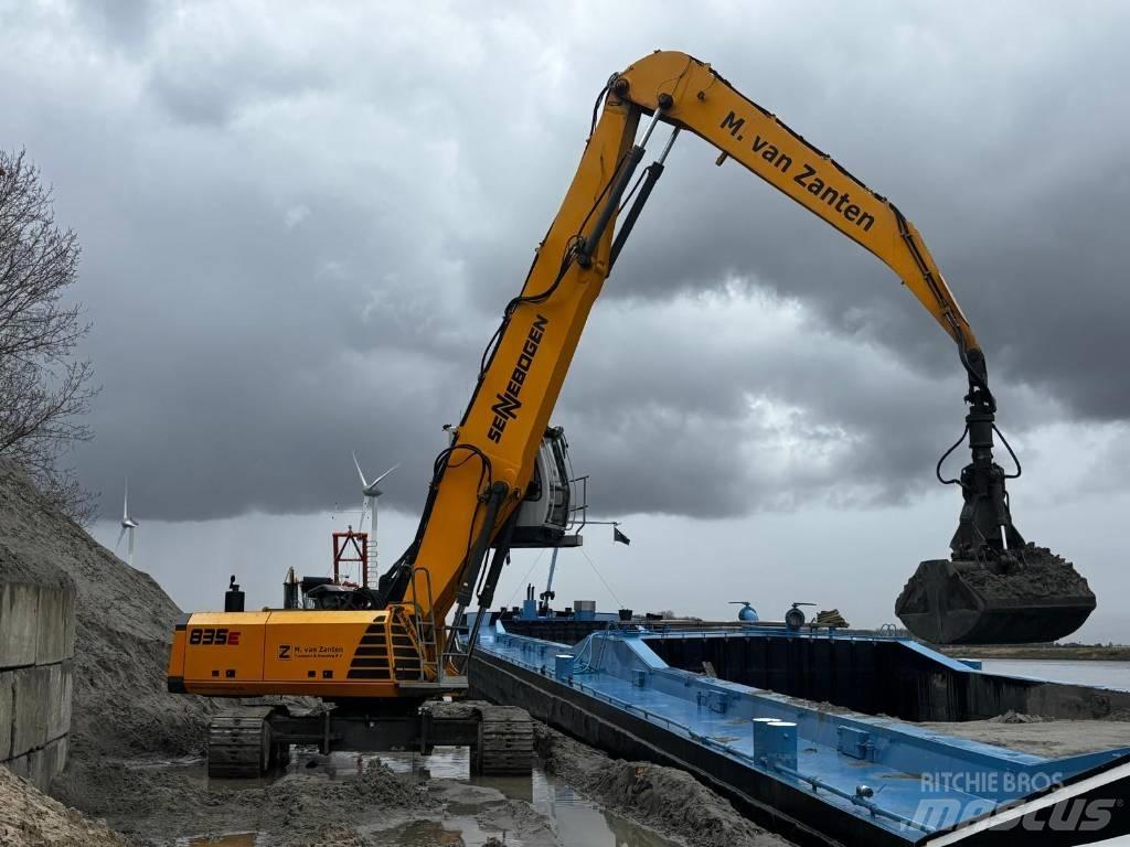Sennebogen 835 Atık taşıma araçları