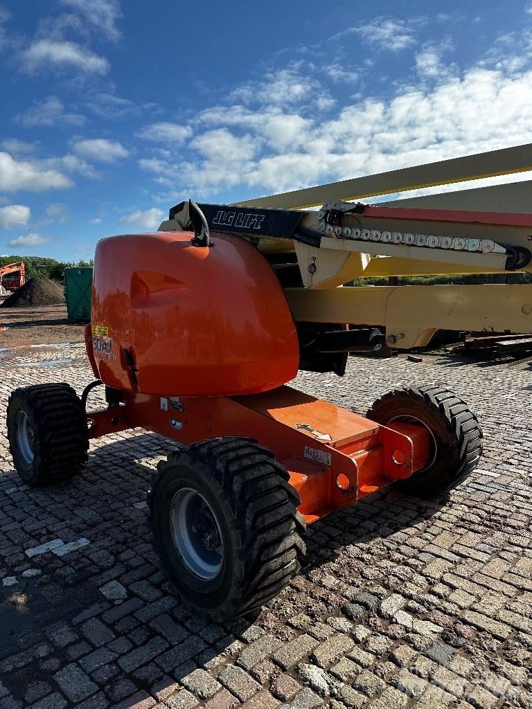 JLG 450 AJ II Körüklü personel platformları