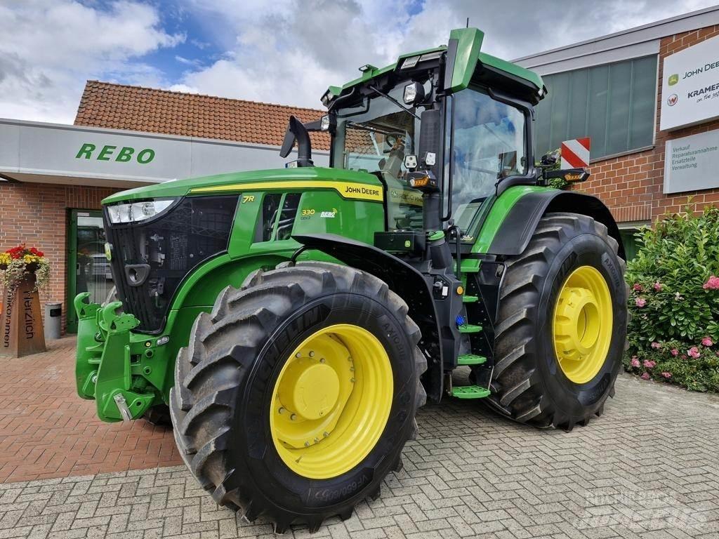 John Deere 7R330 Traktörler