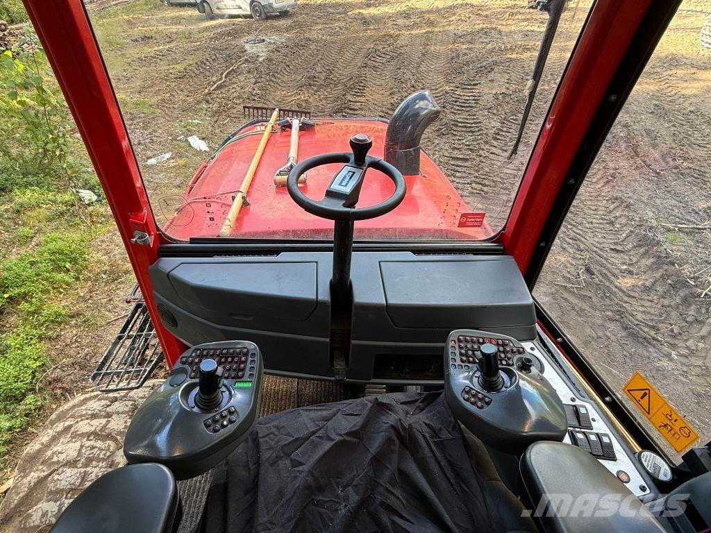 Komatsu 855.1 Tomruk yükleyici traktörler