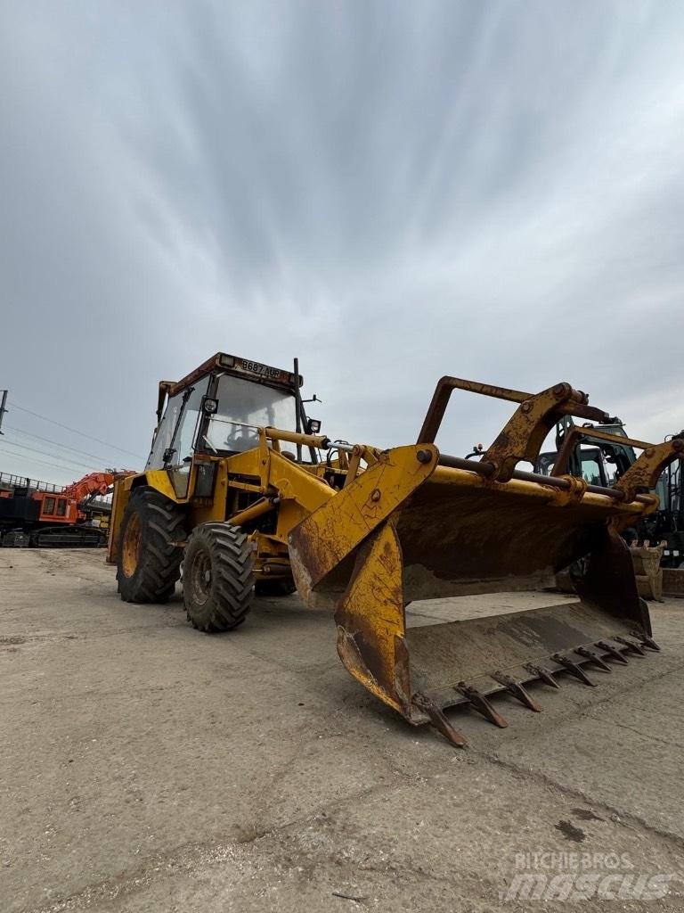 JCB 3 CX Kazıcı yükleyiciler - beko loder