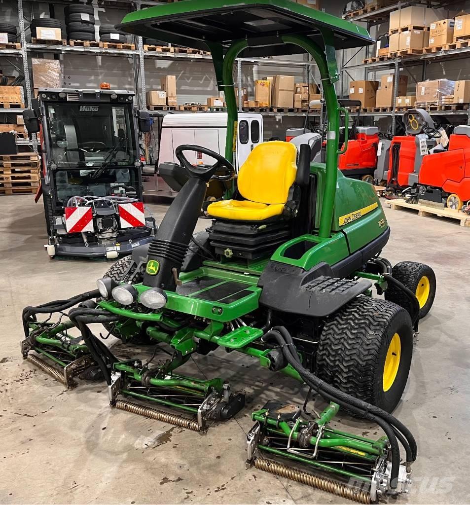 John Deere 7500A Fairway çim biçme makineleri