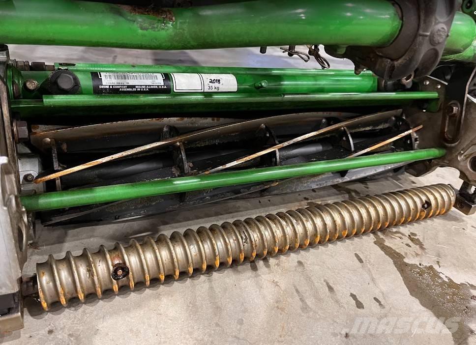 John Deere 7500A Fairway çim biçme makineleri