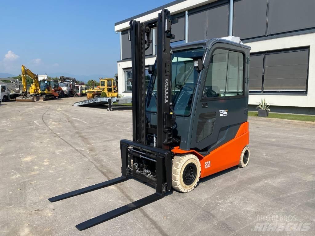 Toyota 8 FB MT 25 Elektrikli forkliftler