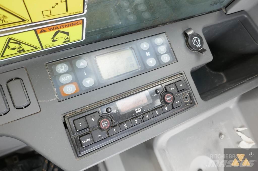 CAT 349FL Paletli ekskavatörler