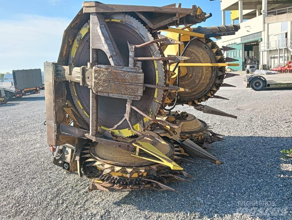 KEMPER 460 Kendi yürür silaj makinalari