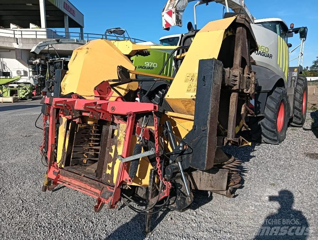KEMPER 460 Kendi yürür silaj makinalari