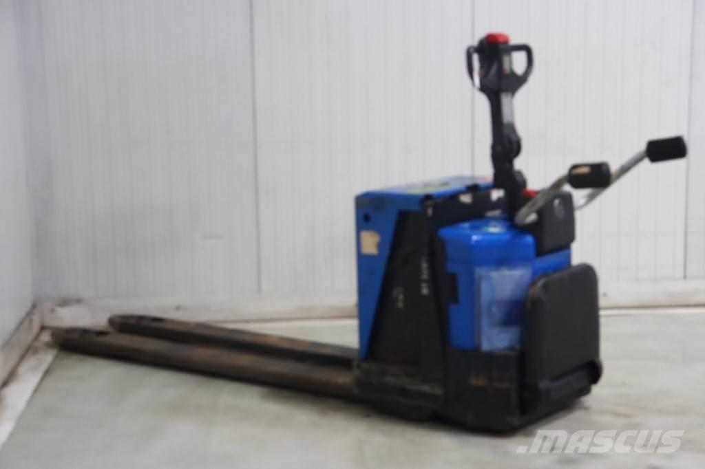 Toyota LPE200/8 Düsük seviye kaldirici