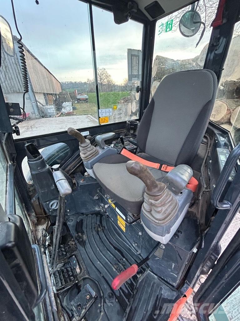 Hitachi ZX 26 U-6 Mini ekskavatörler, 7 tona dek