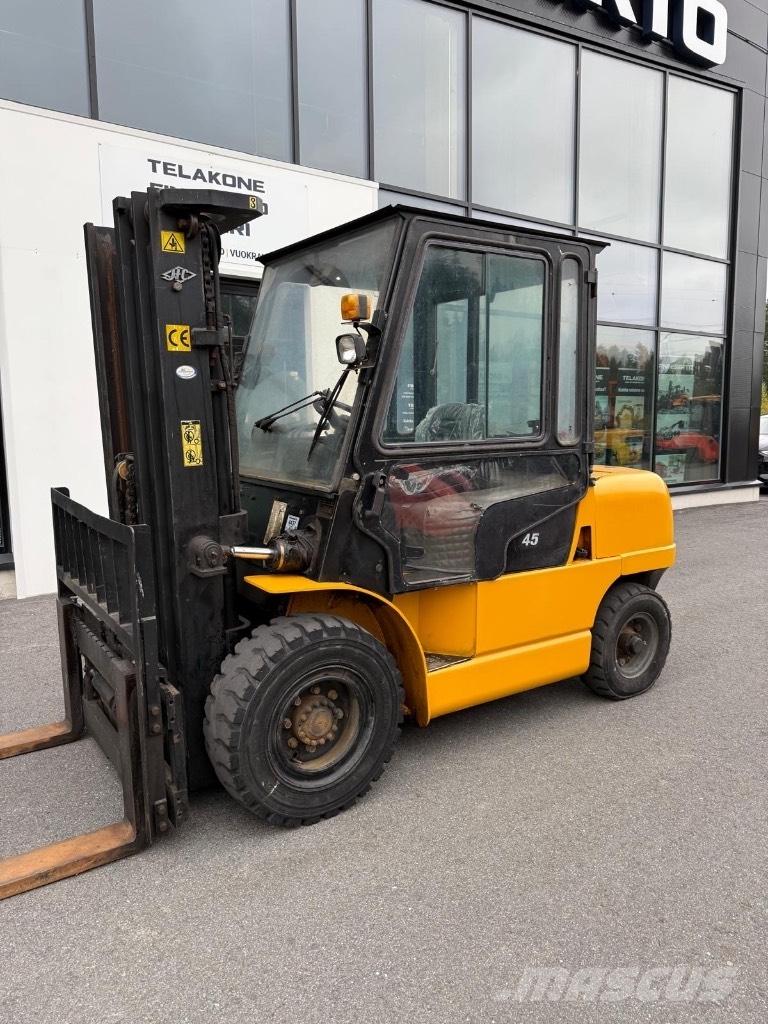Hangcha CPCD45HW19 Dizel forkliftler