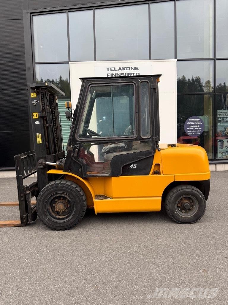Hangcha CPCD45HW19 Dizel forkliftler