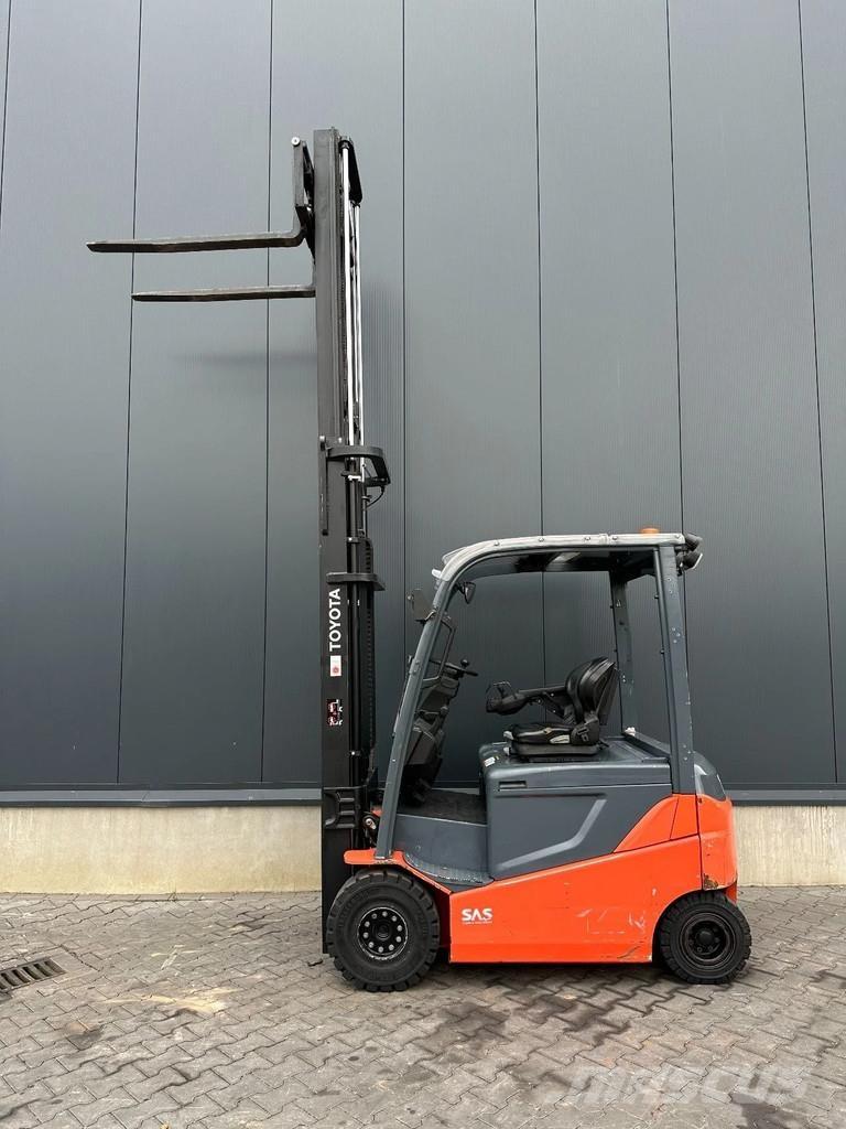 Toyota 8FBMKT25 Elektrikli forkliftler