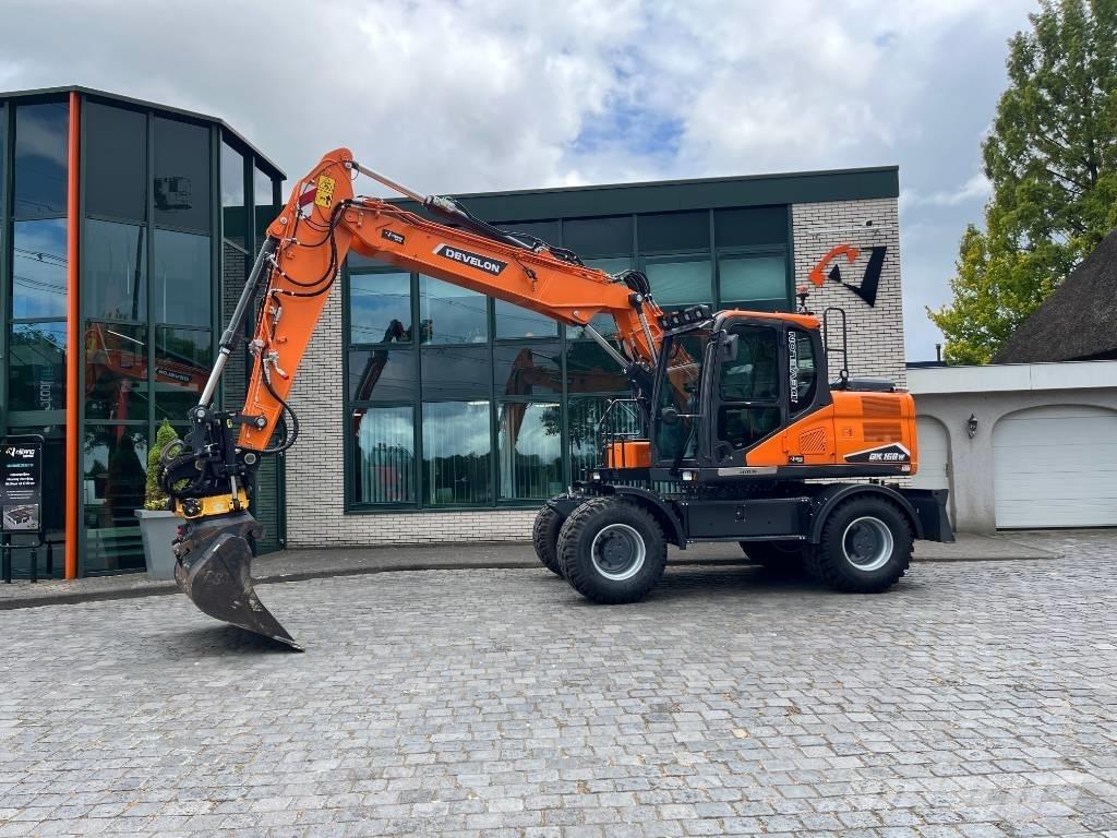 Develon DX 160 W-7 Lastik tekerli ekskavatörler
