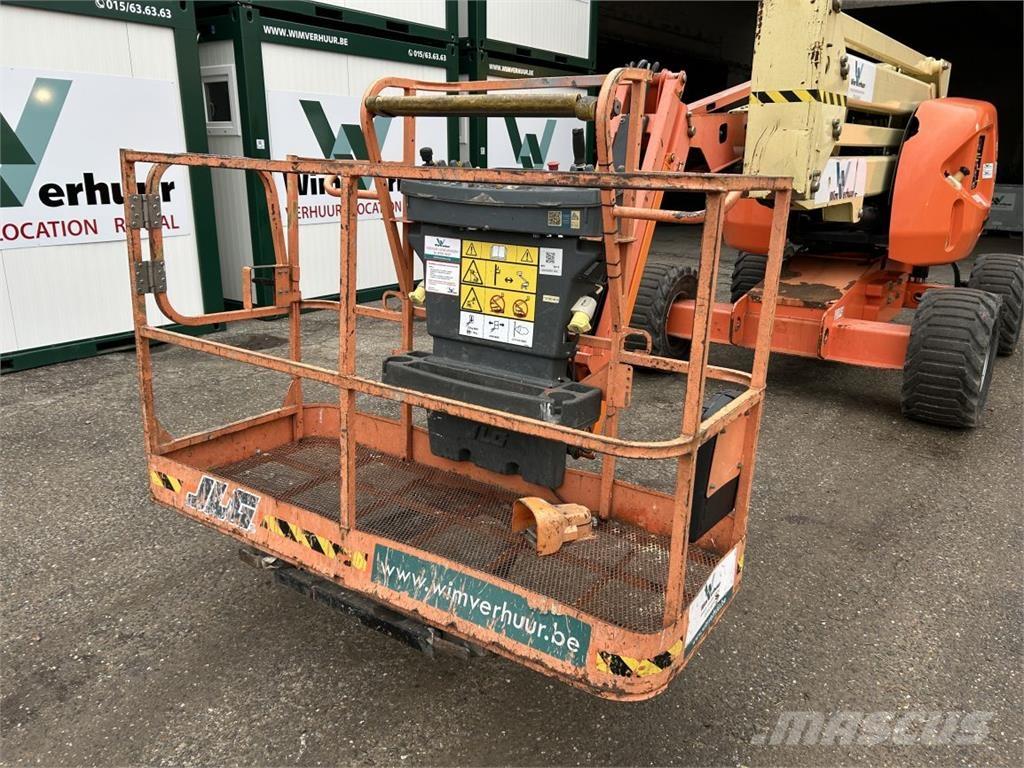 JLG 450AJ (3216) Körüklü personel platformları