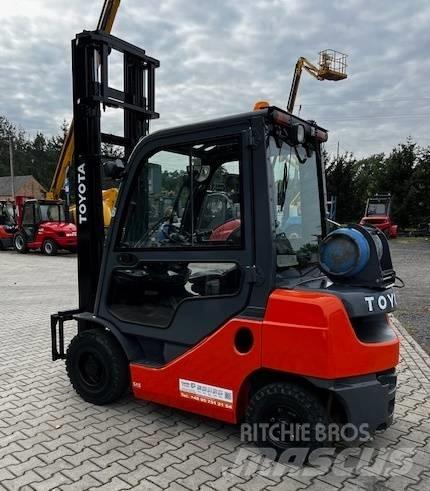 Toyota 02-8 FG F 25 LPG'li forkliftler