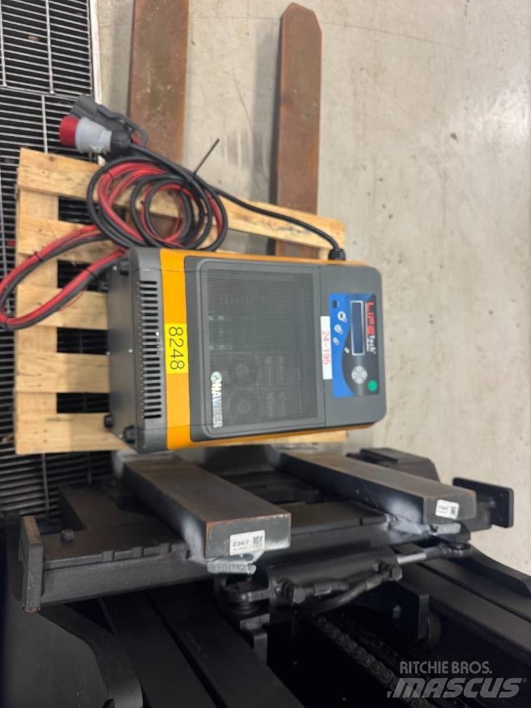 BT Toyota RRE 160 Reach truck - depo içi istif araçları