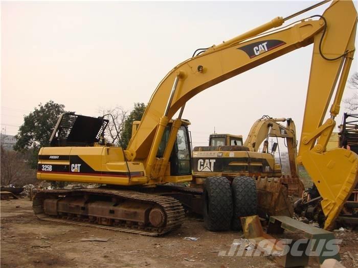 CAT 325 B Paletli ekskavatörler