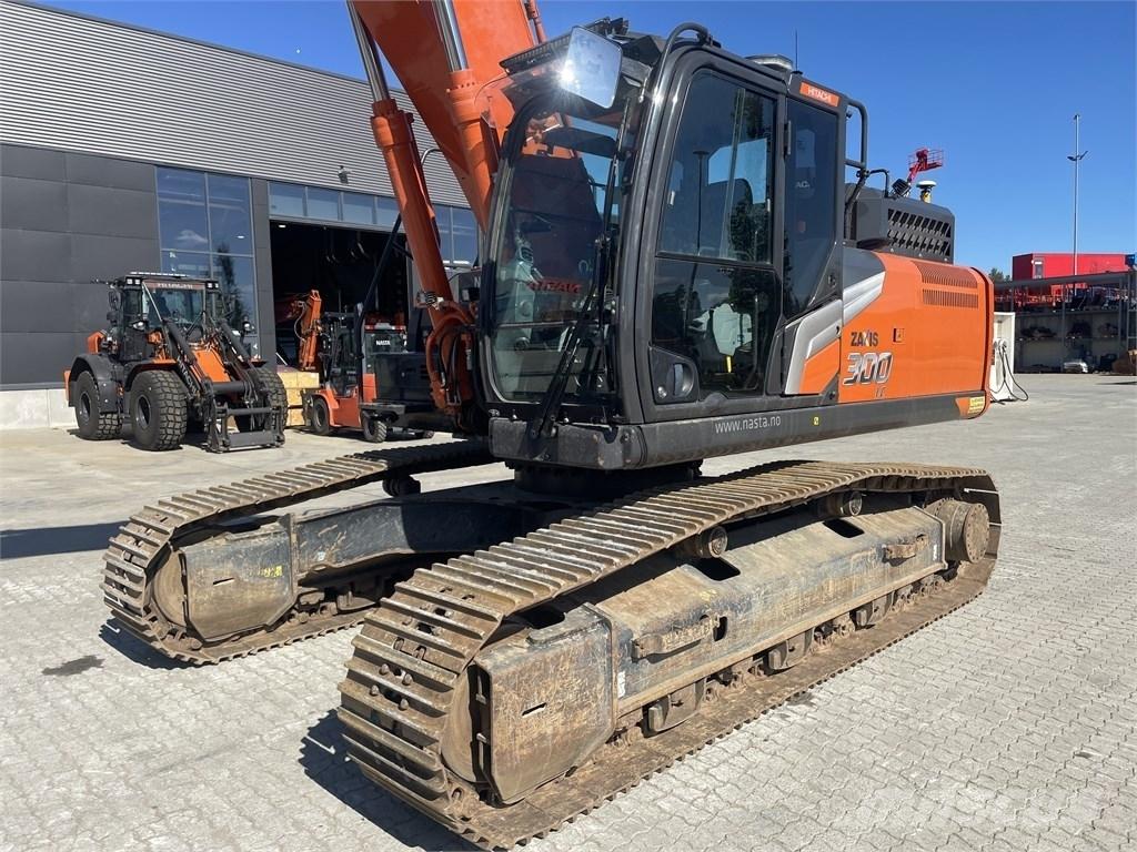 Hitachi ZX 300 LC-7 Paletli ekskavatörler