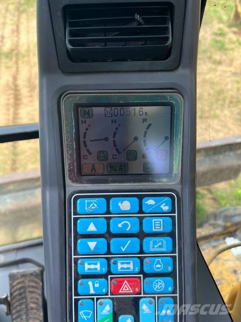 Komatsu PW 160 ES-7K Lastik tekerli ekskavatörler