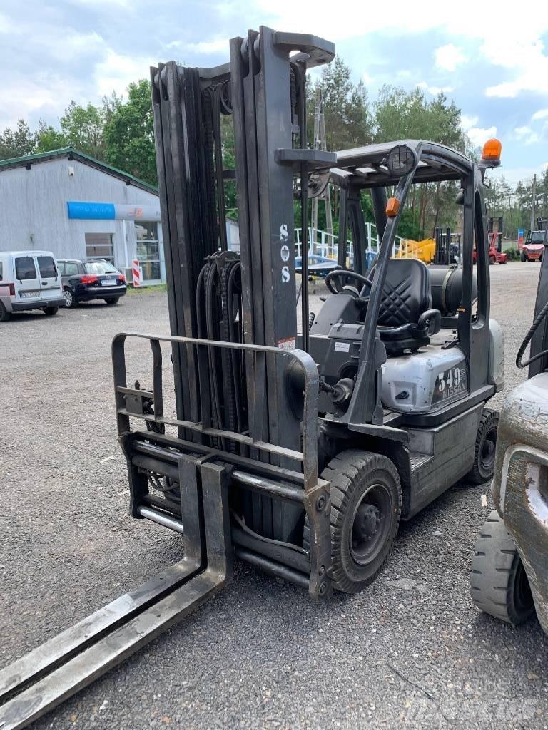 Nissan U1D2A25PQ LPG'li forkliftler