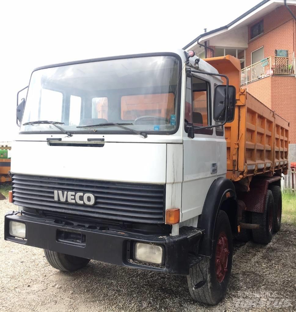 Iveco 330-26 Damperli kamyonlar