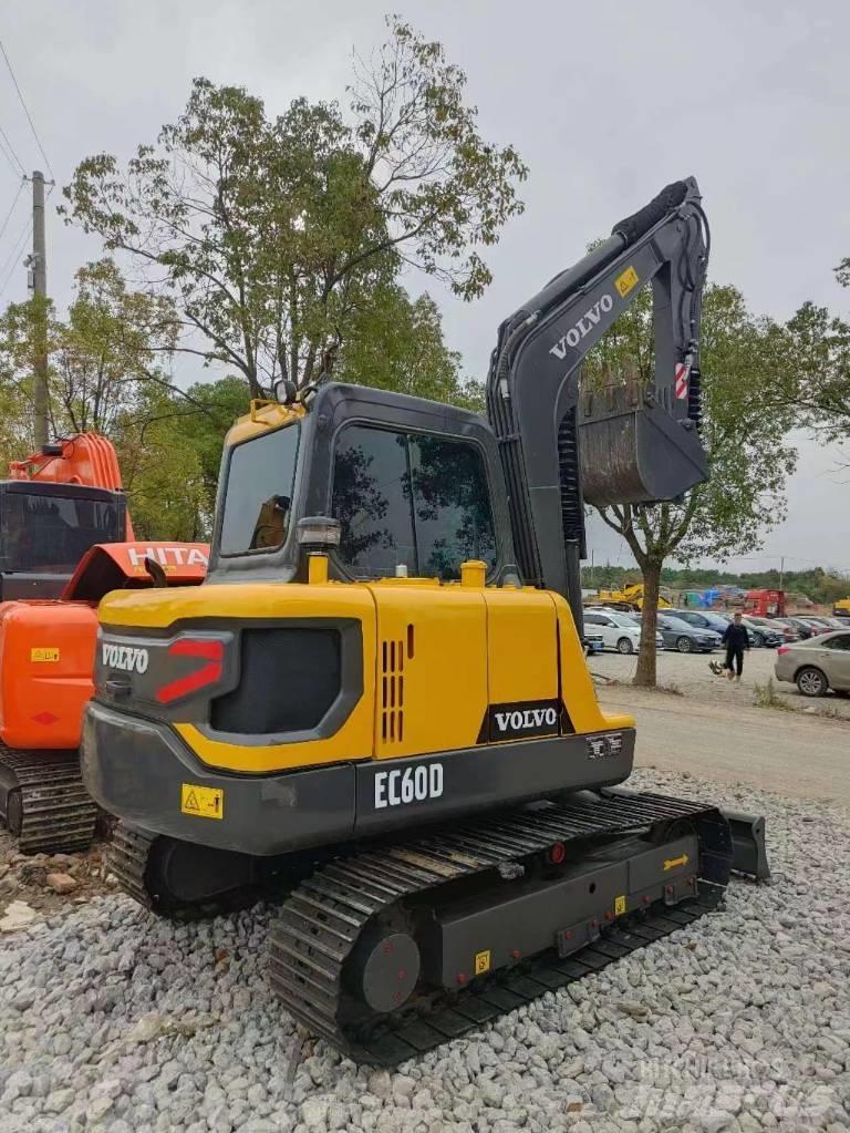 Volvo EC55D Mini ekskavatörler, 7 tona dek