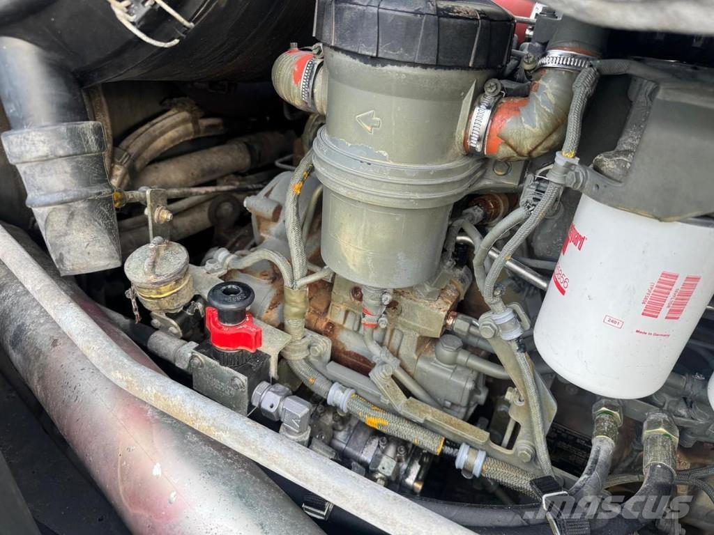 Sennebogen 818M Atık taşıma araçları