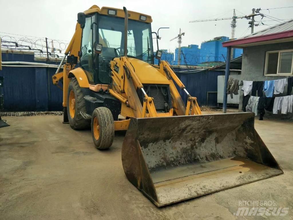 JCB 3CX Kazıcı yükleyiciler - beko loder