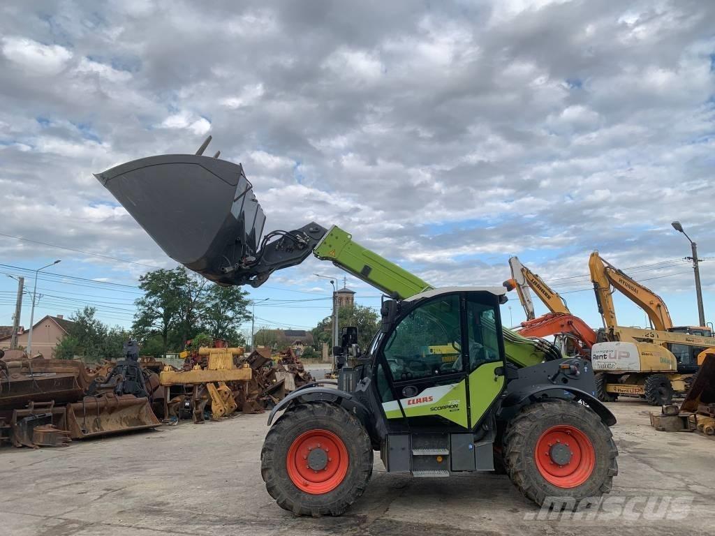 CLAAS Scorpion 732 Tarimsal teleskopik yükleyiciler
