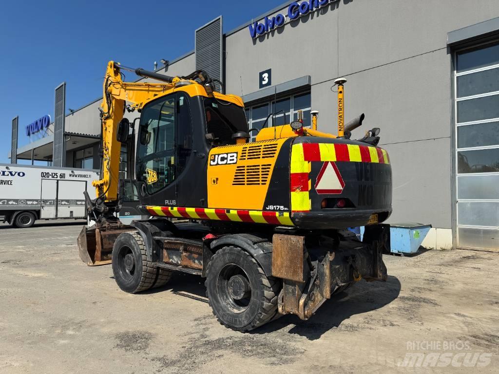 JCB JS 175 Lastik tekerli ekskavatörler