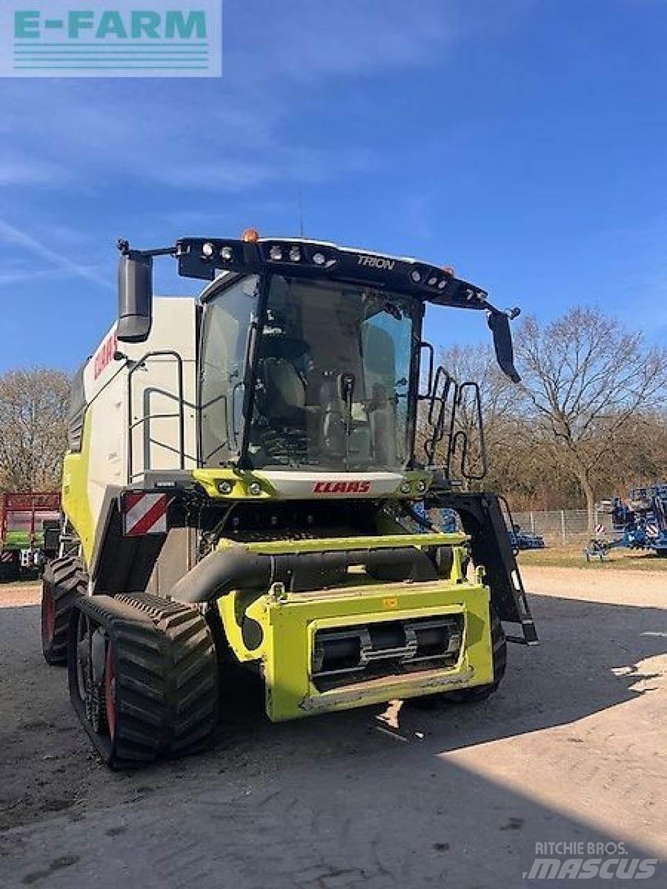 CLAAS trion 730tt Biçerdöverler