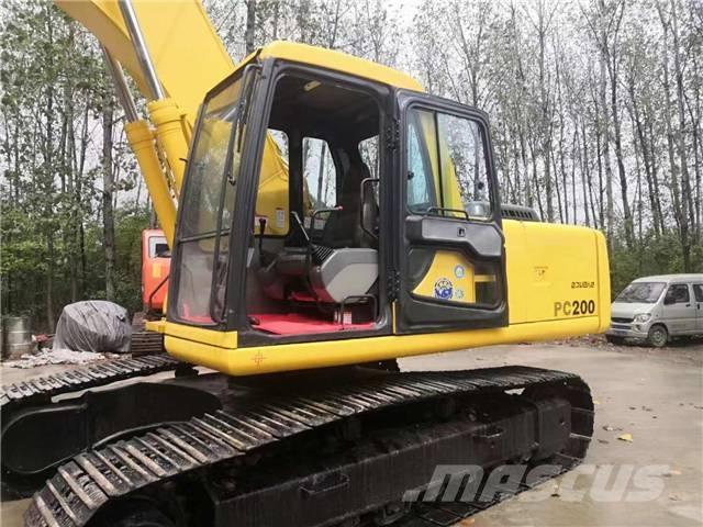 Komatsu pc200-6 Paletli ekskavatörler