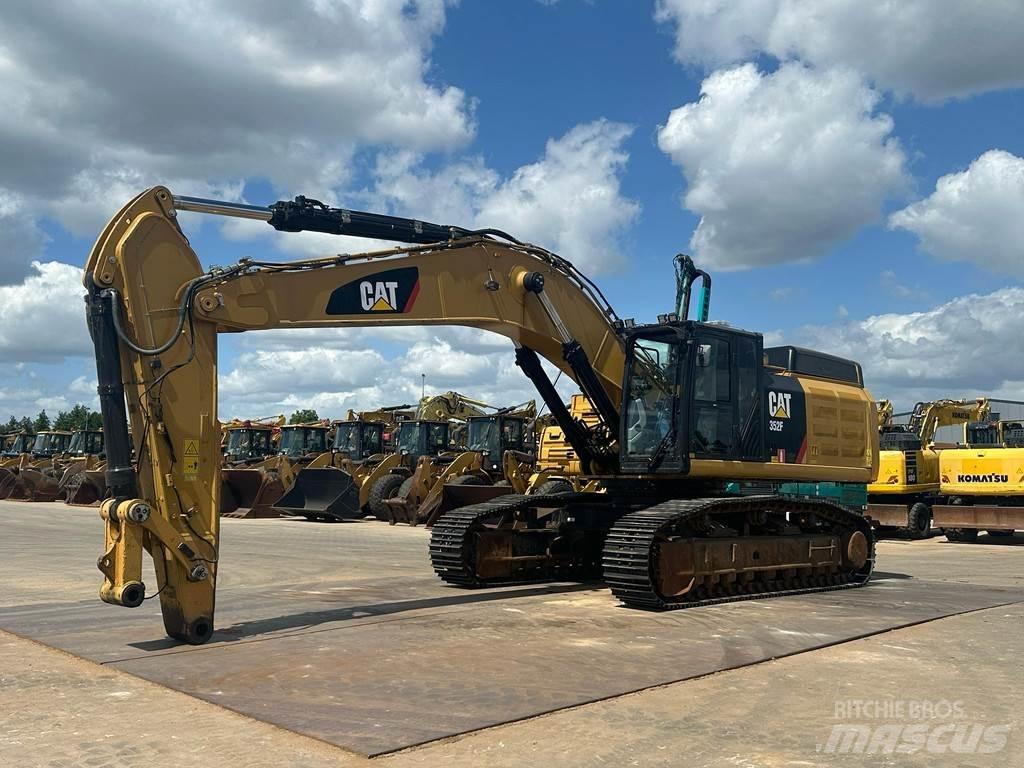 CAT 352F Paletli ekskavatörler