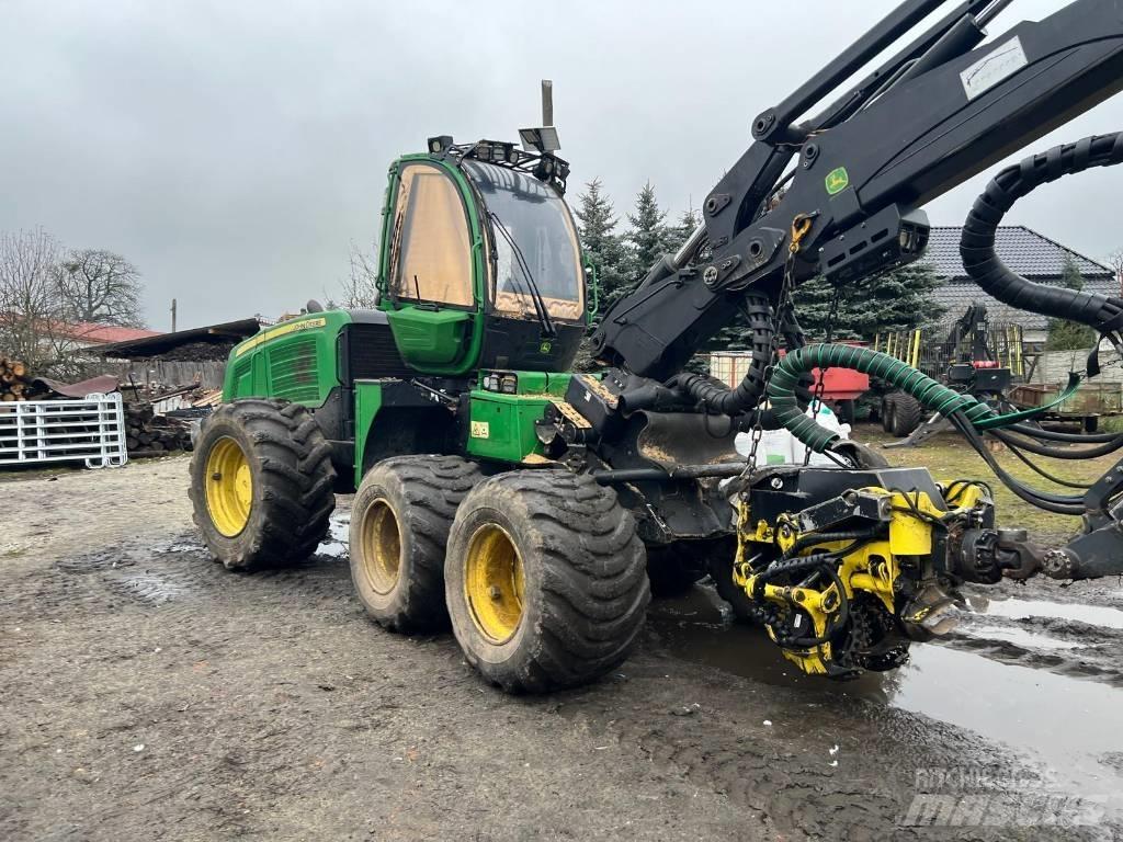 John Deere 1170 E Biçerdöverler