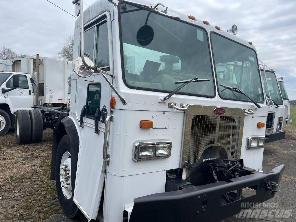 Peterbilt 320 Çekiciler