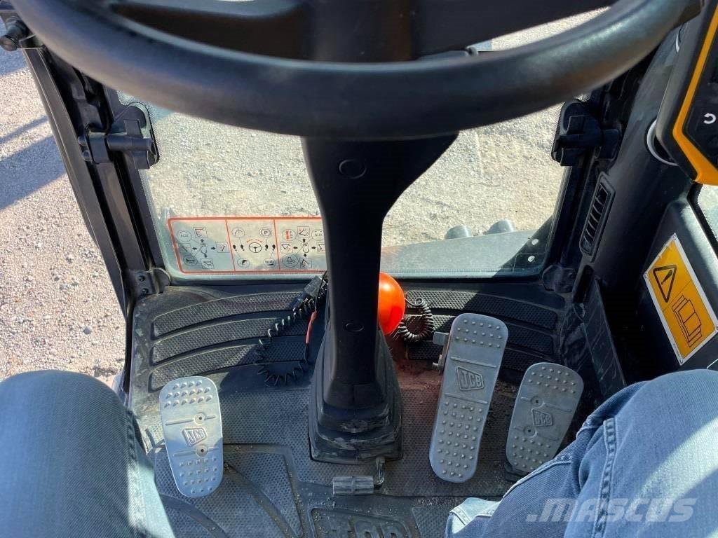 JCB JS 175 W Lastik tekerli ekskavatörler