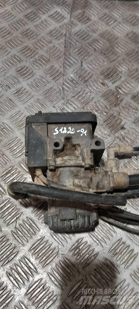 Scania G 400   1879275 Frenler