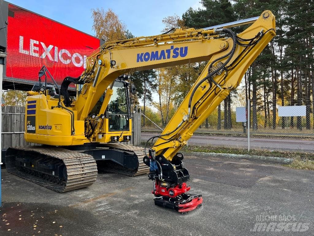 Komatsu PC138US-11 Paletli ekskavatörler