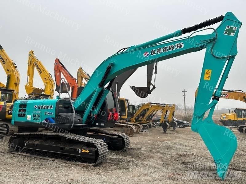 Hitachi ZX 200 Paletli ekskavatörler