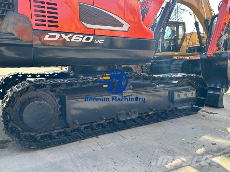 Doosan DX 60 Mini ekskavatörler, 7 tona dek