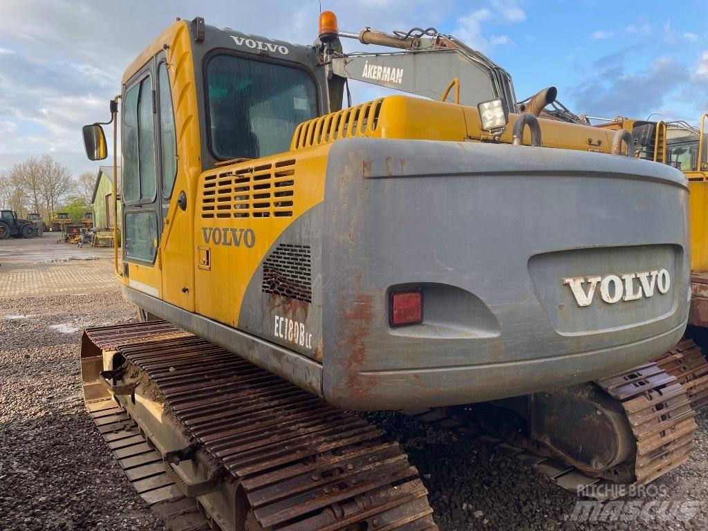 Volvo EC180B Paletli ekskavatörler