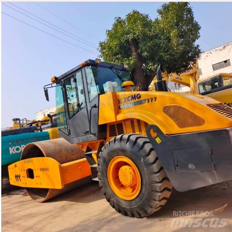 XCMG XS 203 J Tek tamburlu silindirler