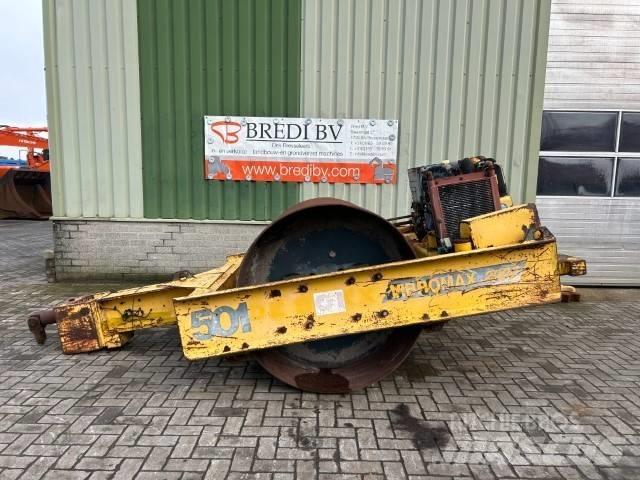 Vibromax 2000 Çekilir titreşimli silindirler