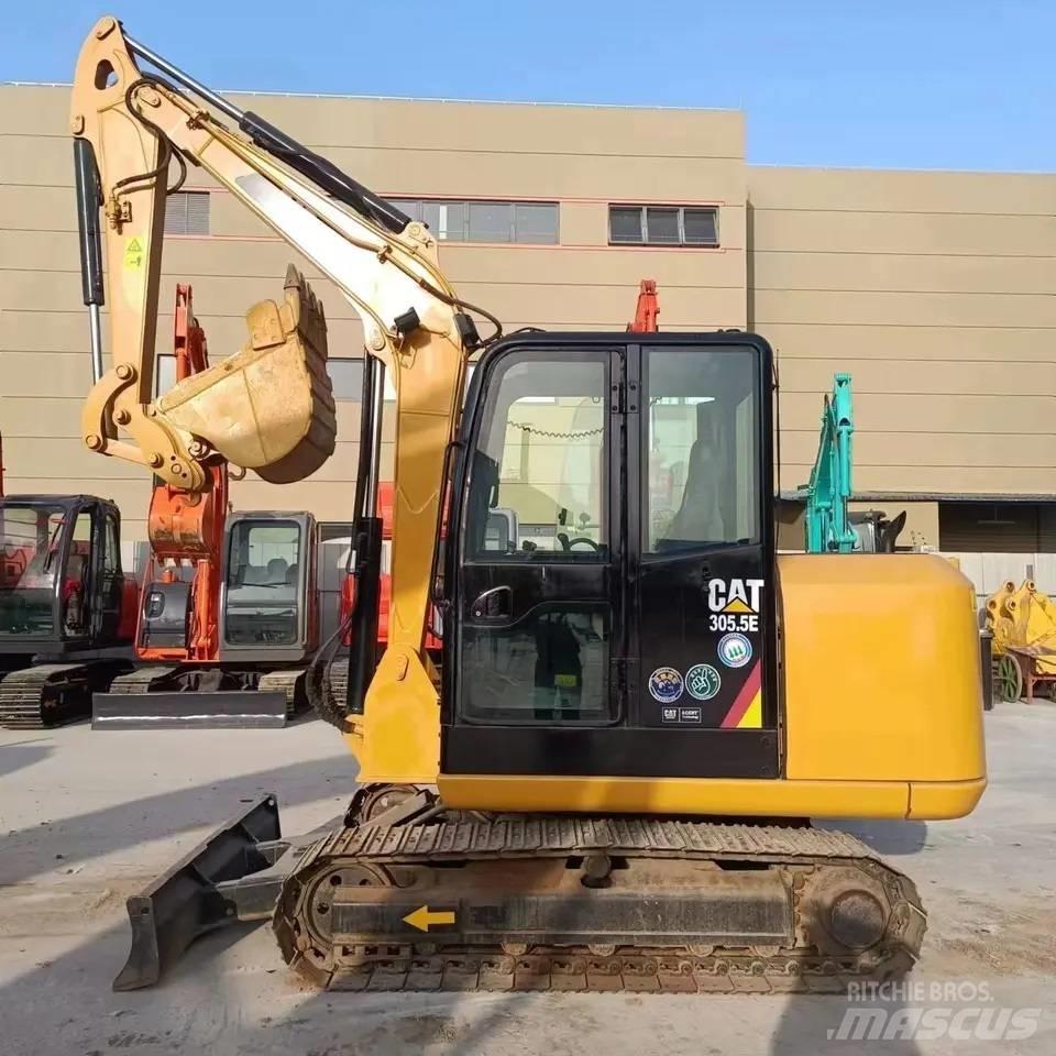 CAT 305.5 Mini ekskavatörler, 7 tona dek