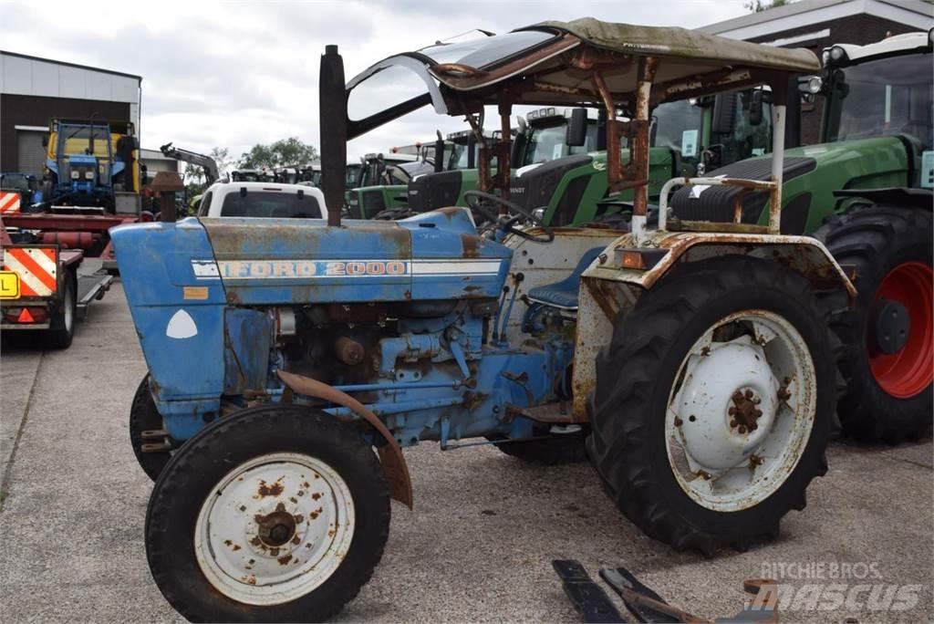 Ford 2000 Traktörler