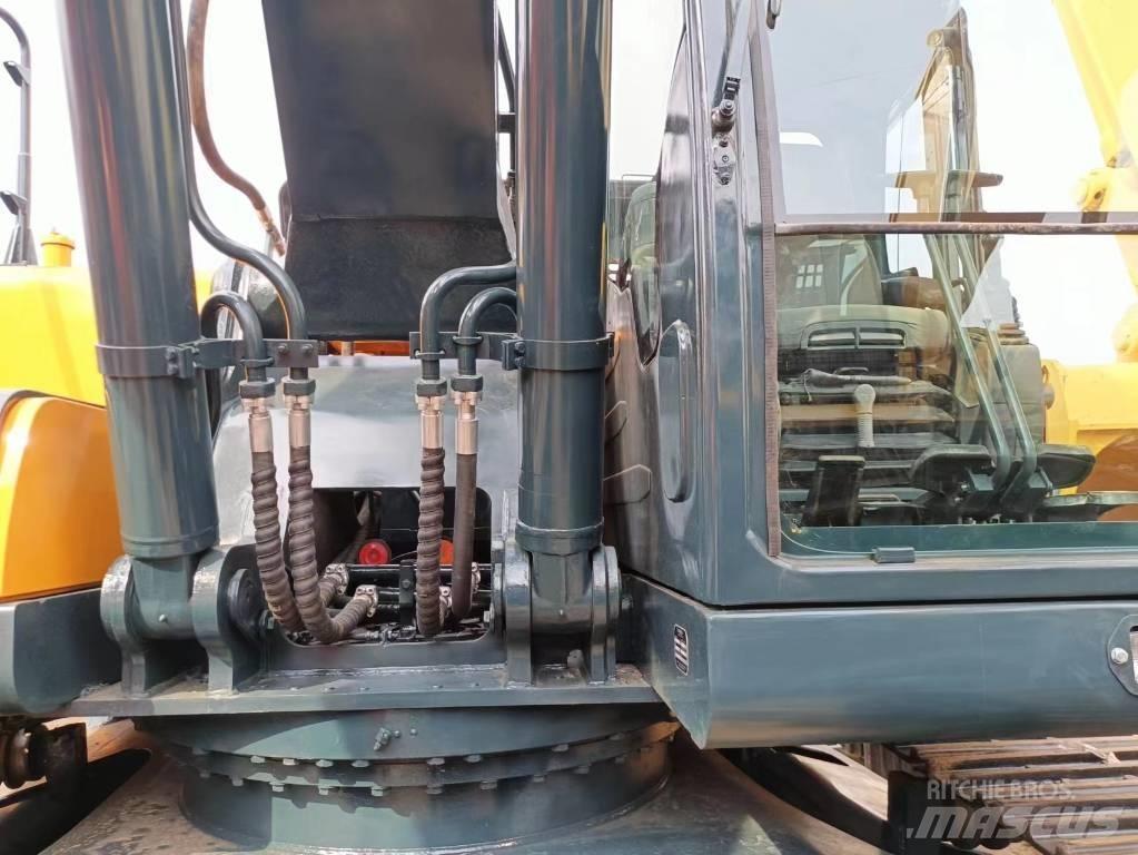 Hyundai 305-9 Paletli ekskavatörler