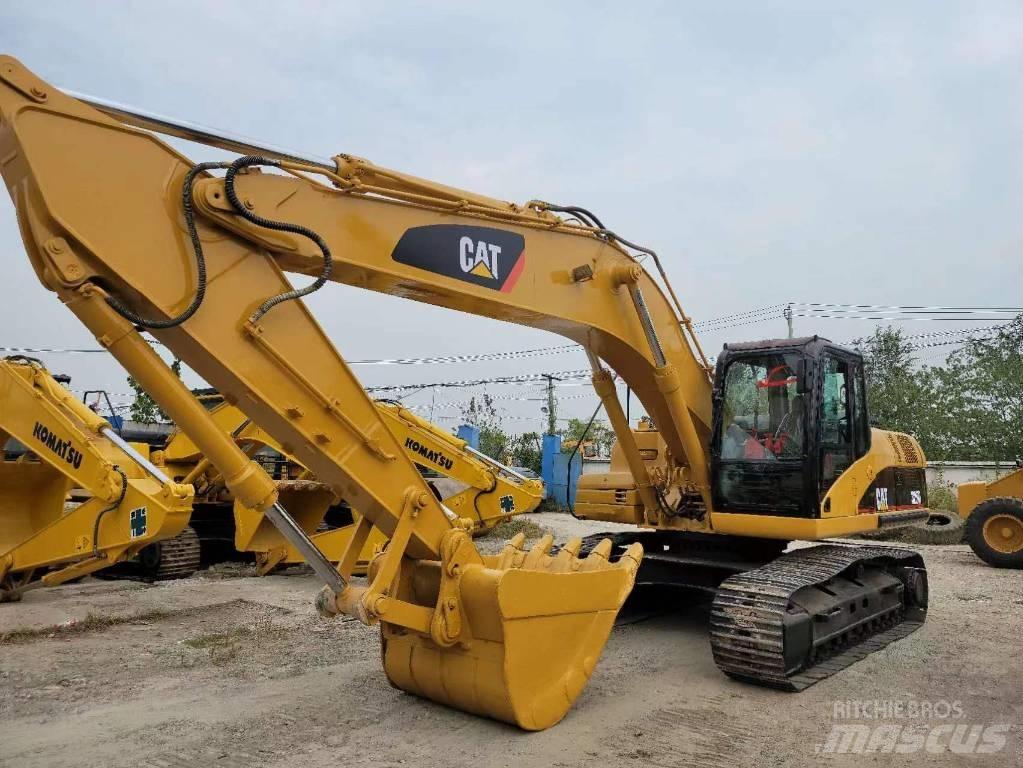 CAT 325 D Paletli ekskavatörler