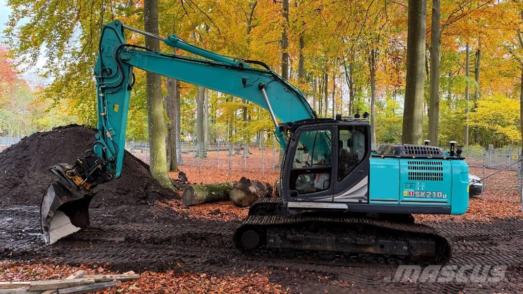 Kobelco SK 210 LC Paletli ekskavatörler